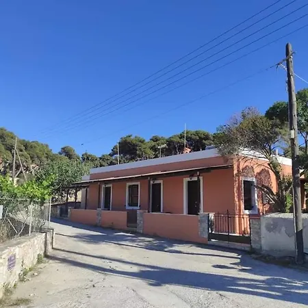 Atropos Varvara Hébergement de vacances Posidhonía